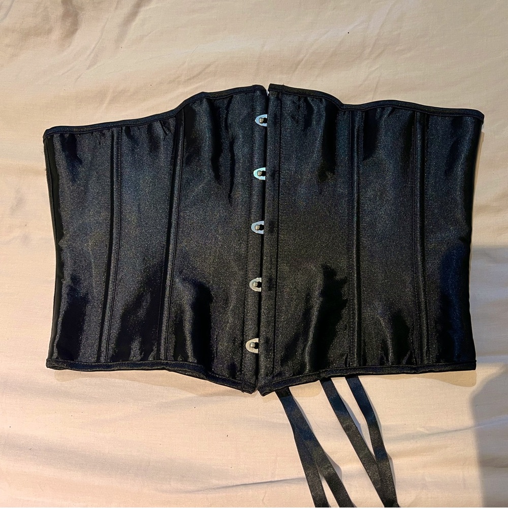 Satin boned corset NEW